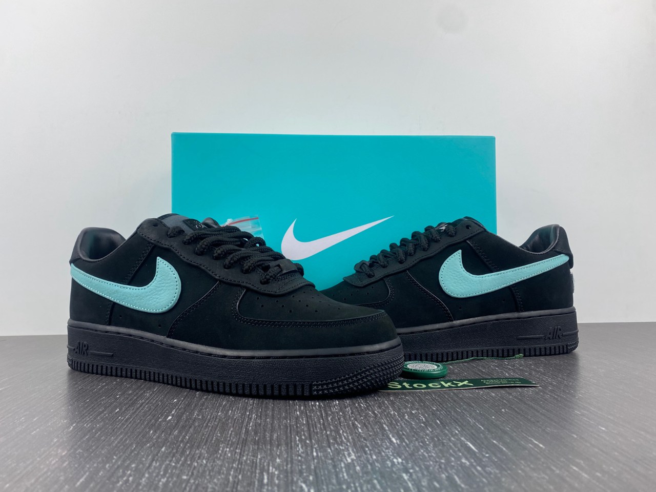 T*f*ny & Co. x Nike Air Force 1 Low DZ1382-001
